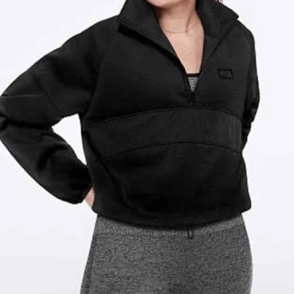 Victoria's Secret PINK - cropped half zip pullover!